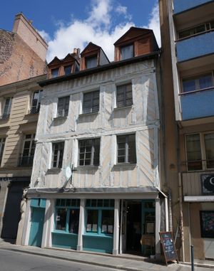 Façade at Cafe 1802 in Rennes