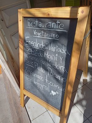  at Vida y Salud in Santa Cruz