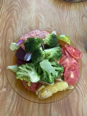 Self-service salad bar  at Vida y Salud in Santa Cruz
