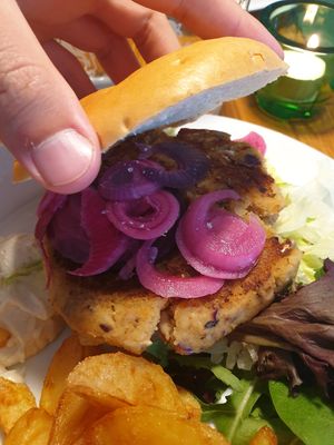 Potatis och bön burgare. at Hotell Magasin 1 in Oland