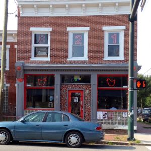 old pic of the outside of 821.... they have an outdoor seating area that just opened summer 2015! at 821 Cafe in Richmond