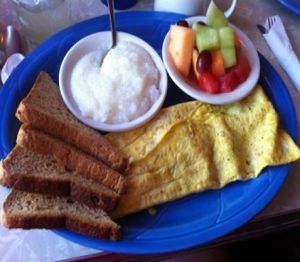 apple gorgonzola omelette at 821 Cafe in Richmond