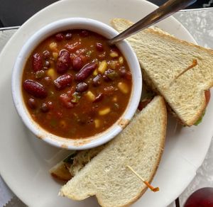 Vegan chicken salad sandwich and chili  at 821 Cafe in Richmond