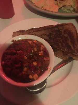 Grilled PB&J with vegan chili - great comfort food at 821 Cafe in Richmond