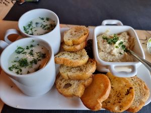 Small appetizers at Eetcafe 't Folk in Heuvelland