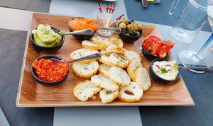  at Eetcafe 't Folk in Heuvelland