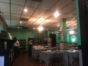 Ambiance at Grasshopper Restaurant in Boston