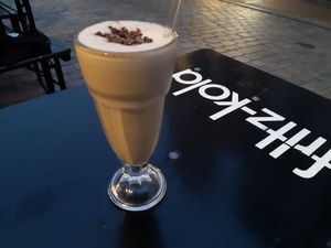 Peanut Power shake at Erbse in Luebeck