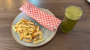 Gyro Mundo Vegano at Mundo Vegano in Bogota