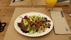 Quinoa salad at Brunch Corner in Valencia