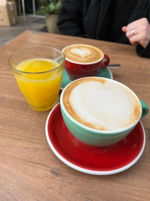 V at Brunch Corner in Valencia