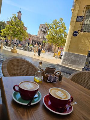 Lattes with oat milk. They also offer soy. at Brunch Corner in Valencia