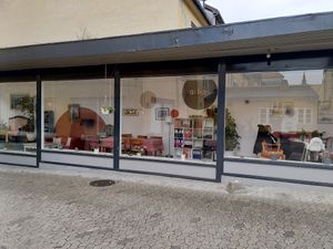 Downstairs area at Karl e in Frederiksvaerk