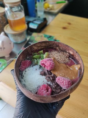 Acai lovers at Tropicanna in Samos