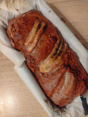 Homemade banana bread| vegan and sugarfree at Tropicanna in Samos