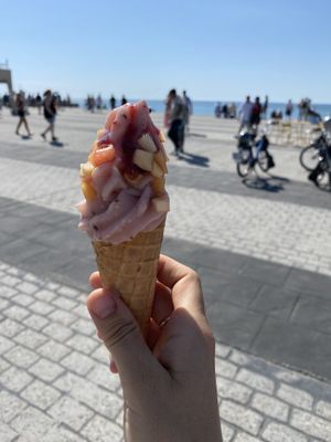   at Vegetal Yogurt in Capbreton