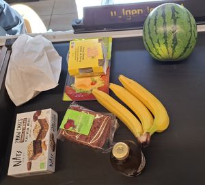 My lunch including raw dessert at Bioshop in Turnhout