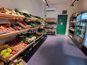 Fruits, veg at OHNE in Ghent