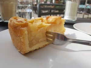 Vegan Applepie at Kaffee Bar in Stralsund