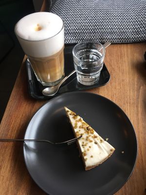 Banana walnut cake and vegan latte macchiato   at Kaffee Bar in Stralsund