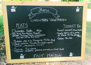 Menu du lundi et mardi début juillet at Le 19 in Bouc-bel-air