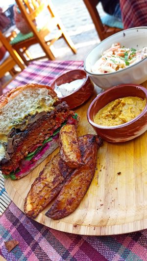 Pişekar Burger at Pisekar Vegan Food in Antalya