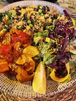 Seitan bowl  at Pisekar Vegan Food in Antalya