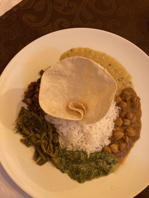 'annam' (5 different vegetable curries served w/ rice and a papadam) at Ceylon Curry in Graz
