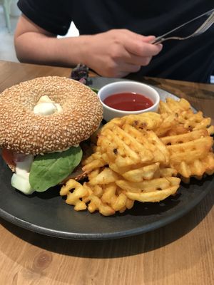 Wasbar, Antwerp  at WASBAR - Melkmarkt in Antwerpen