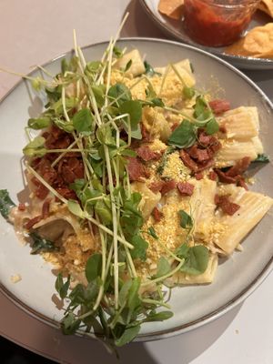 Mac and cheese was ok  at The Cider House in Vancouver