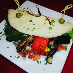 Khringo vegan with vegan sauce and Grill vegetables  at Moravid in Kiel