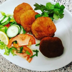 Maakouda (fried potato cake) at Moravid in Kiel