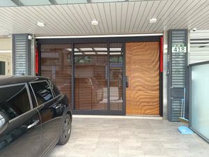 The Fuxing Rd address doesn't seem correct any more, the website (peace vegan.com.tw) lists a different address: 新竹縣新埔鎮田新路327號.  327 Tianxin Rd at Peace Vegan 痞食維根 - Pǐ Shí Wéi Gēn in Zhubei