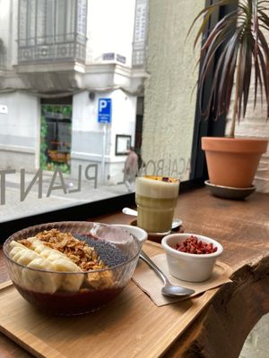  at Almalibre Açaí House in Madrid
