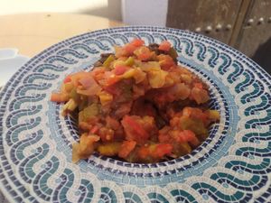 Albondigas veganas con verduras y patatas at La Odisea in Malaga
