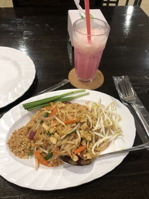 Vegan Pad Thai with Pink Chocolate Milk at Krua Boon - Eathai Central Embassy in Bangkok