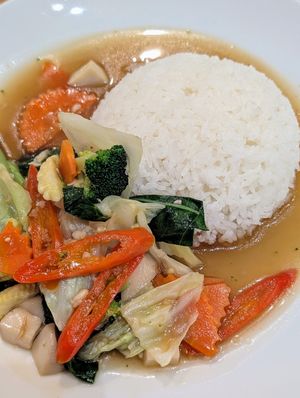 Mixture stir fry vegetable on rice at Krua Boon - Eathai Central Embassy in Bangkok