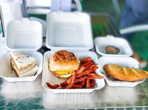 🙌🏿 #Veganuary at Organic Food Kings in Miami