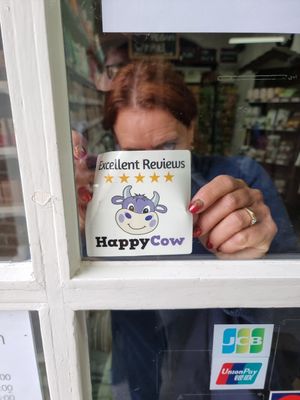 Gave a Happy Cow decal at Bio Veganwinkel Natuurlijk De Molen in Budel-schoot