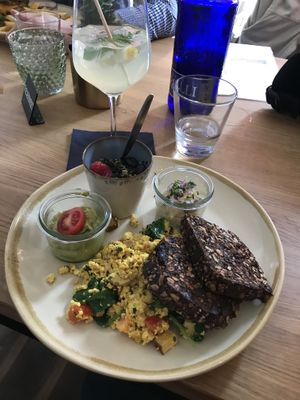 ‚Emmi‘ breakfast at Emmi's Kitchen - Werinherstr in Munich