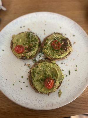 Avocado toast   at Emmi's Kitchen - Werinherstr in Munich