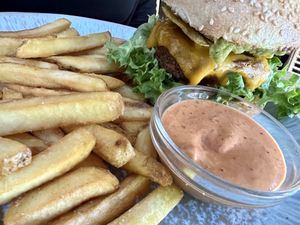 vegan burger 1  at Emmi's Kitchen - Werinherstr in Munich