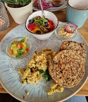 Emmi at Emmi's Kitchen - Werinherstr in Munich