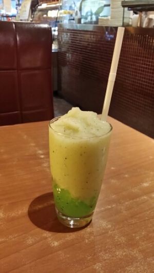 kiwi cooler at Bug and Bee in Bangkok