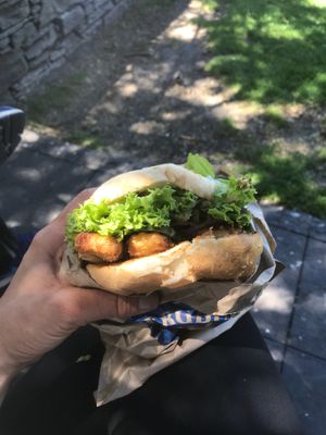 Vegan holier than thou at Fergburger in Queenstown