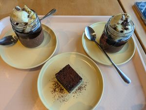 Dark choc protein oats and raw brownie at Pimp My Salad in Bangkok