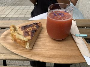 💯 Vegan 🌱 & 💯 Delicious 😋  at My Green Pastry in Porto