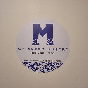 Logo na caixinha at My Green Pastry in Porto