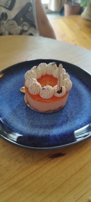 Pastel de mandarina at My Green Pastry in Porto