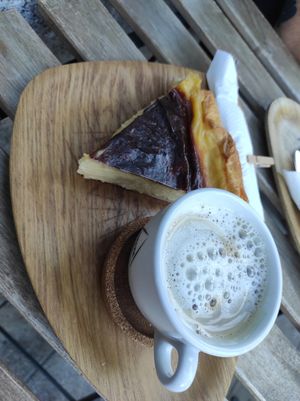 Bolo flan at My Green Pastry in Porto